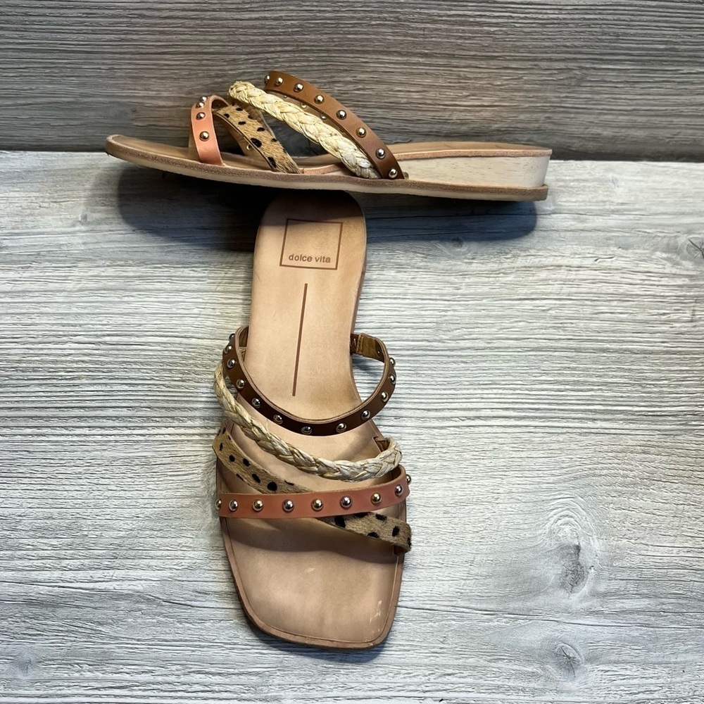 EUC Dolce Vita Ramey 4 strap slip on sandals size 6.5 leather great for summer - Picture 10 of 13